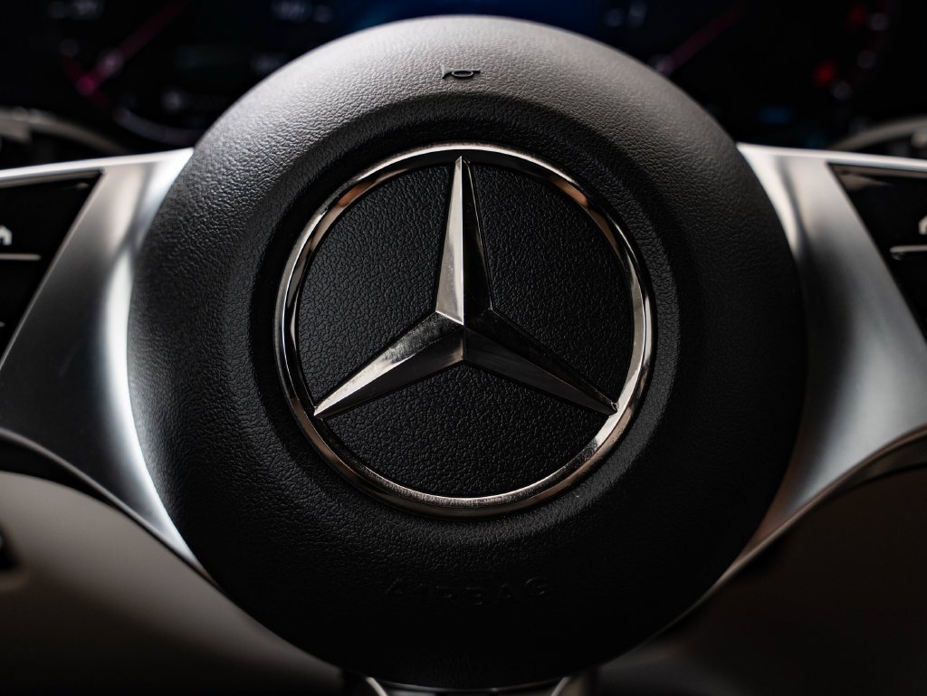 Used 2026 Black Mercedes-Benz GLC 300 image 29