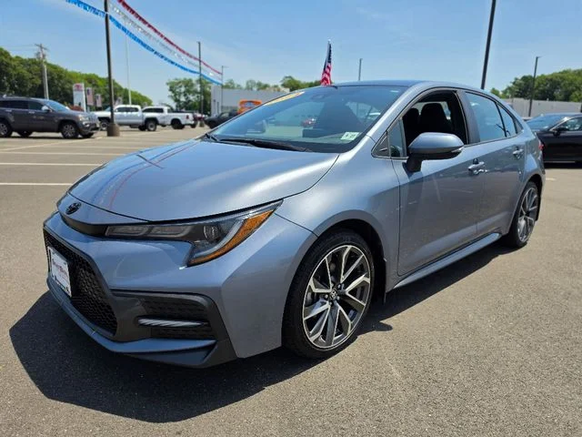 Used 2022 Black Toyota SE image 3