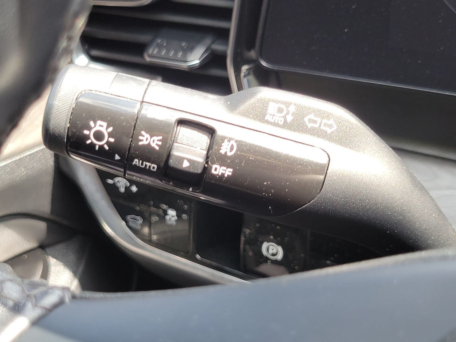Used 2024 Gray Kia X-Pro Prestige image 18