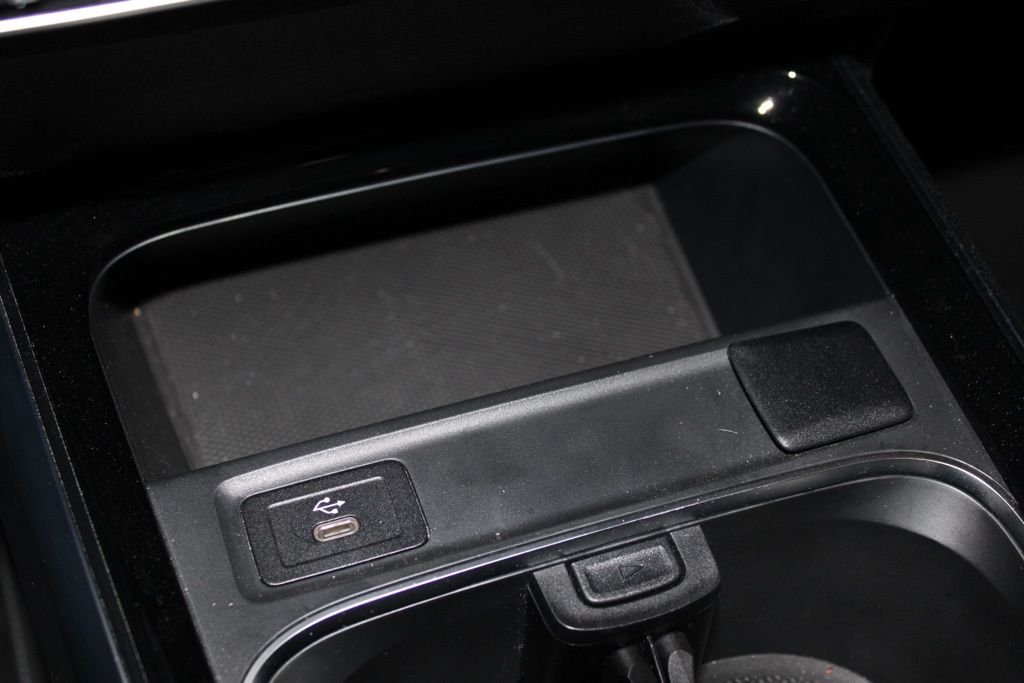 Certified Used 2026  Mercedes-Benz GLB 250 image 25
