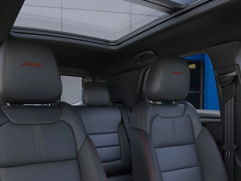 New 2026 Iridescent Pearl Tricoat Chevrolet RS image 31