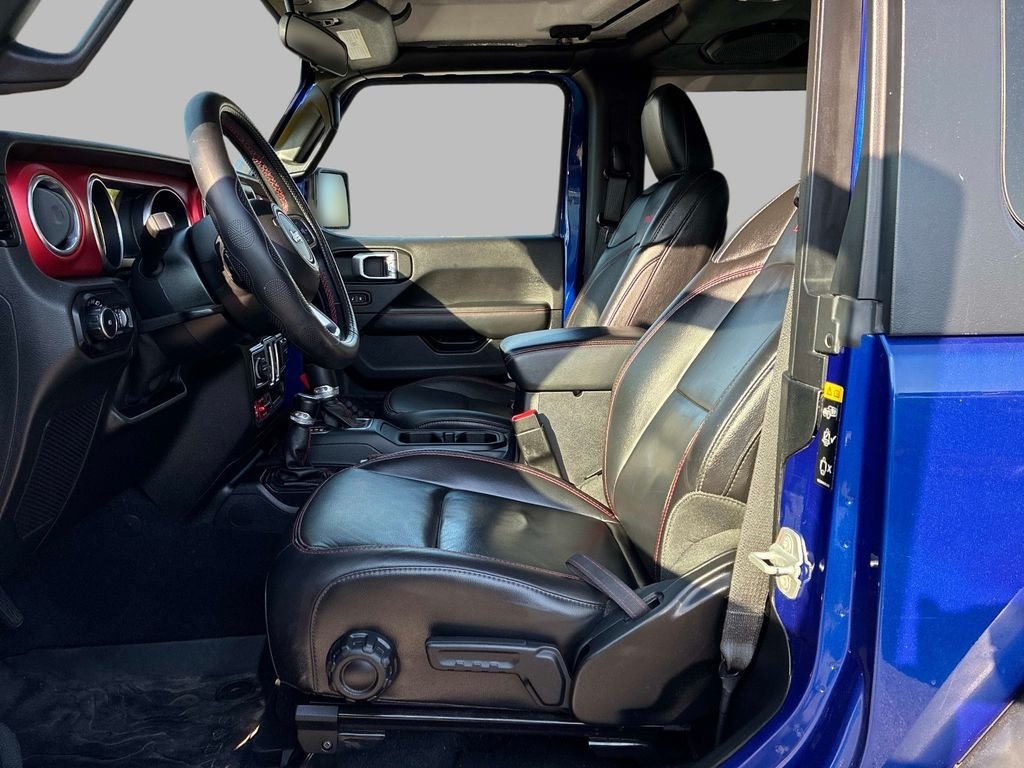 Used 2020 Blue Jeep Rubicon image 17