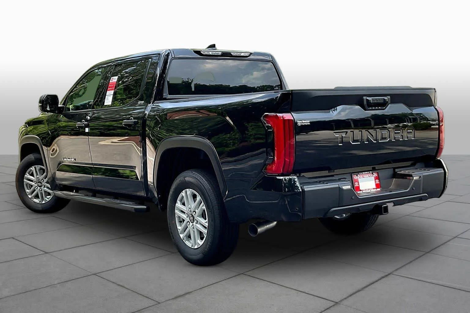 New 2026 Midnight Black Metallic Toyota SR5 image 12