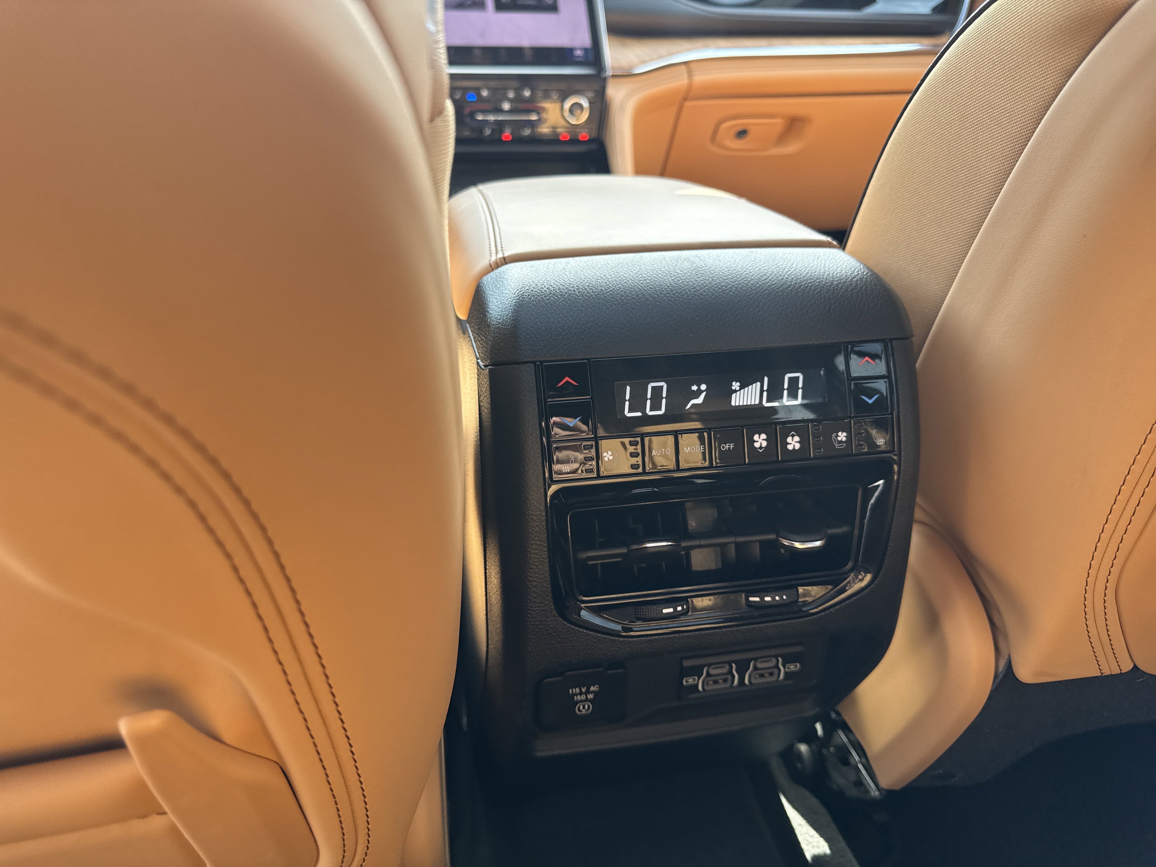 Used 2025 Bright White Clearcoat Jeep Summit image 29