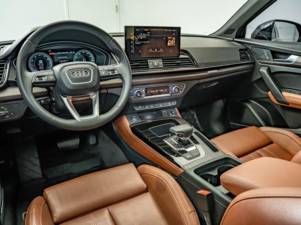 Used 2024 Mythos Black Metallic Audi 45 S line Premium Plus image 32