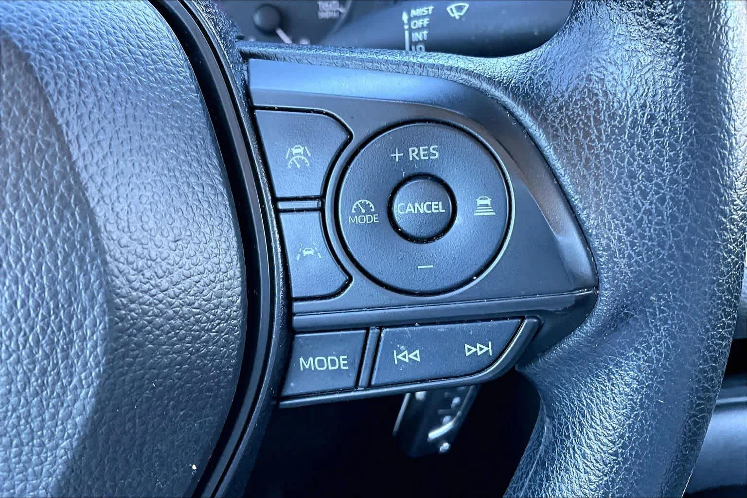 Used 2024 Underground Toyota LE image 21