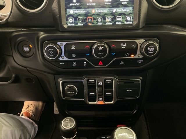 Used 2020 Black Jeep Overland image 20