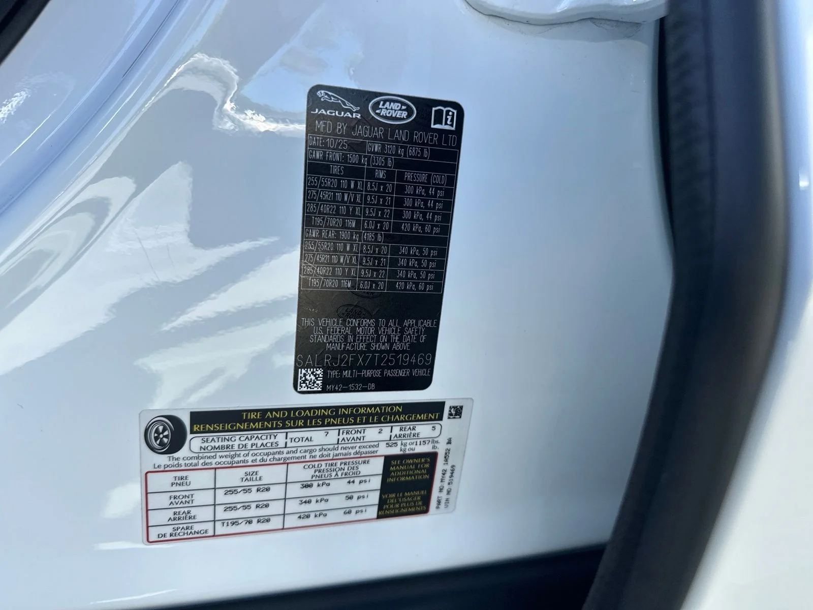Used 2026 Fuji White Land Rover S image 6
