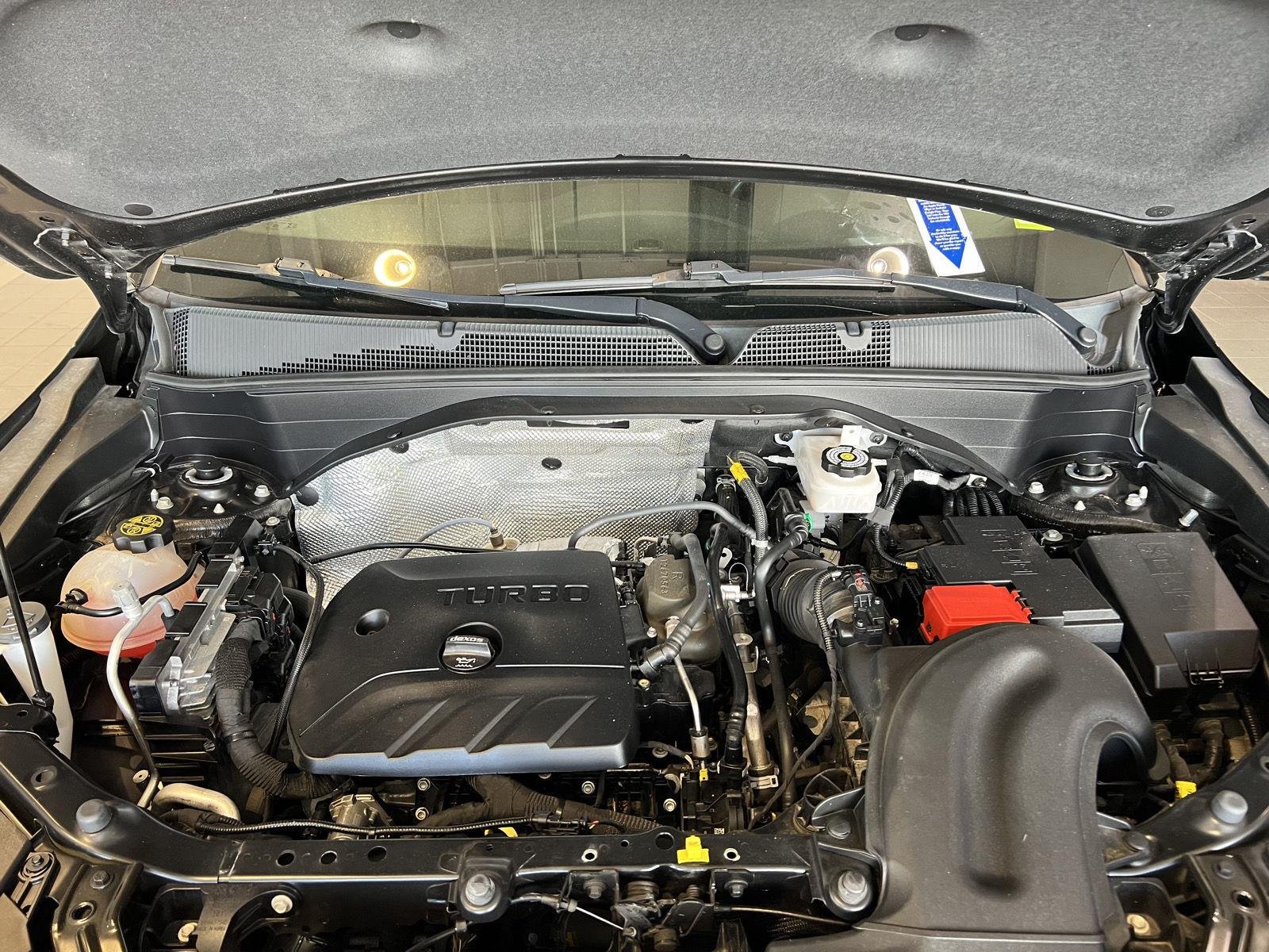 Used 2022 Mosaic Black Metallic Chevrolet RS image 14