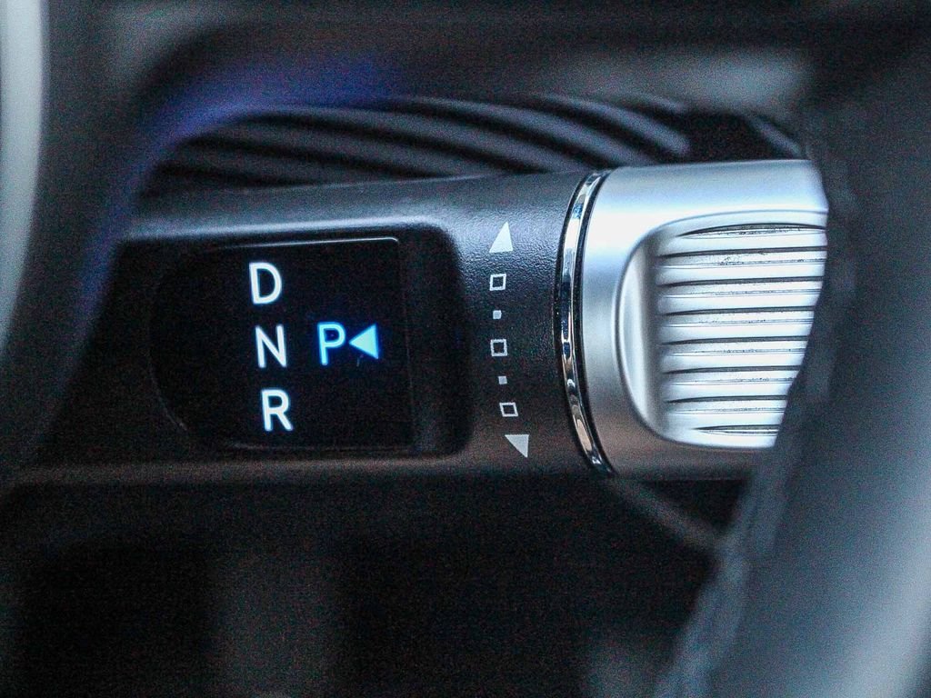 Used 2024 Blue Hyundai SEL image 23