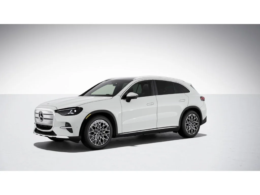New 2027 White Mercedes-Benz GLC 400 image 38