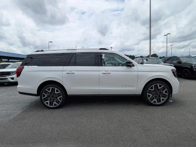 New 2026 Star White Metallic Tri-Coat Ford Platinum image 37