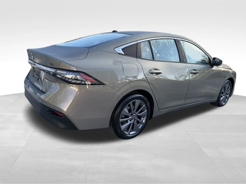 New 2026 Brown Nissan SL image 8