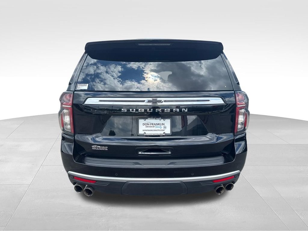 Used 2024 Black Chevrolet High Country image 4
