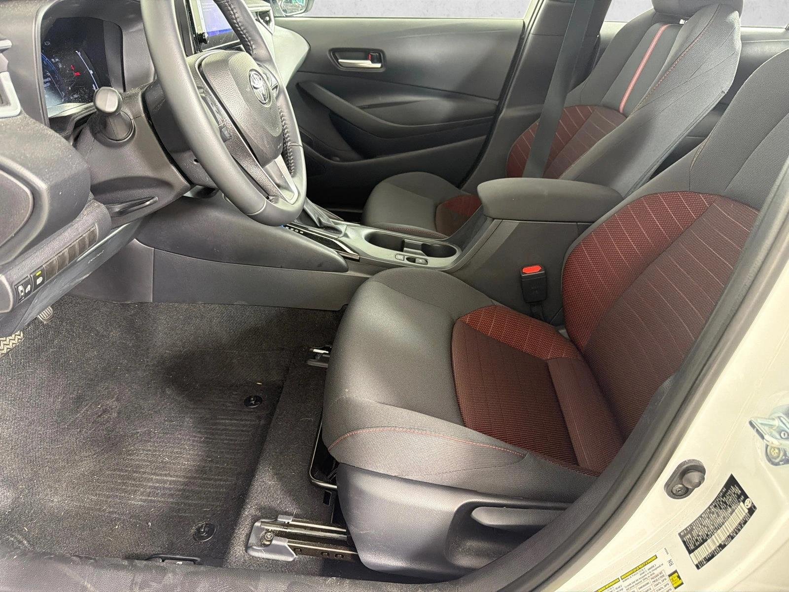 Used 2026  Toyota SE image 9