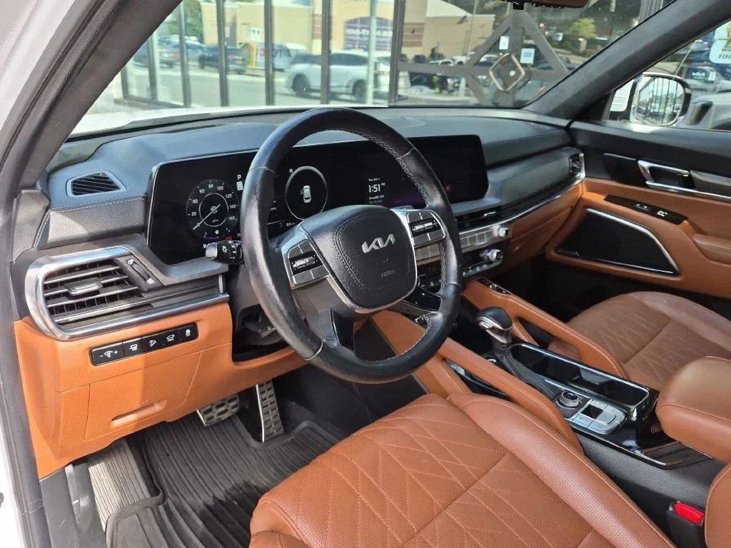 Used 2023 White Kia SX-Prestige X-Line image 14