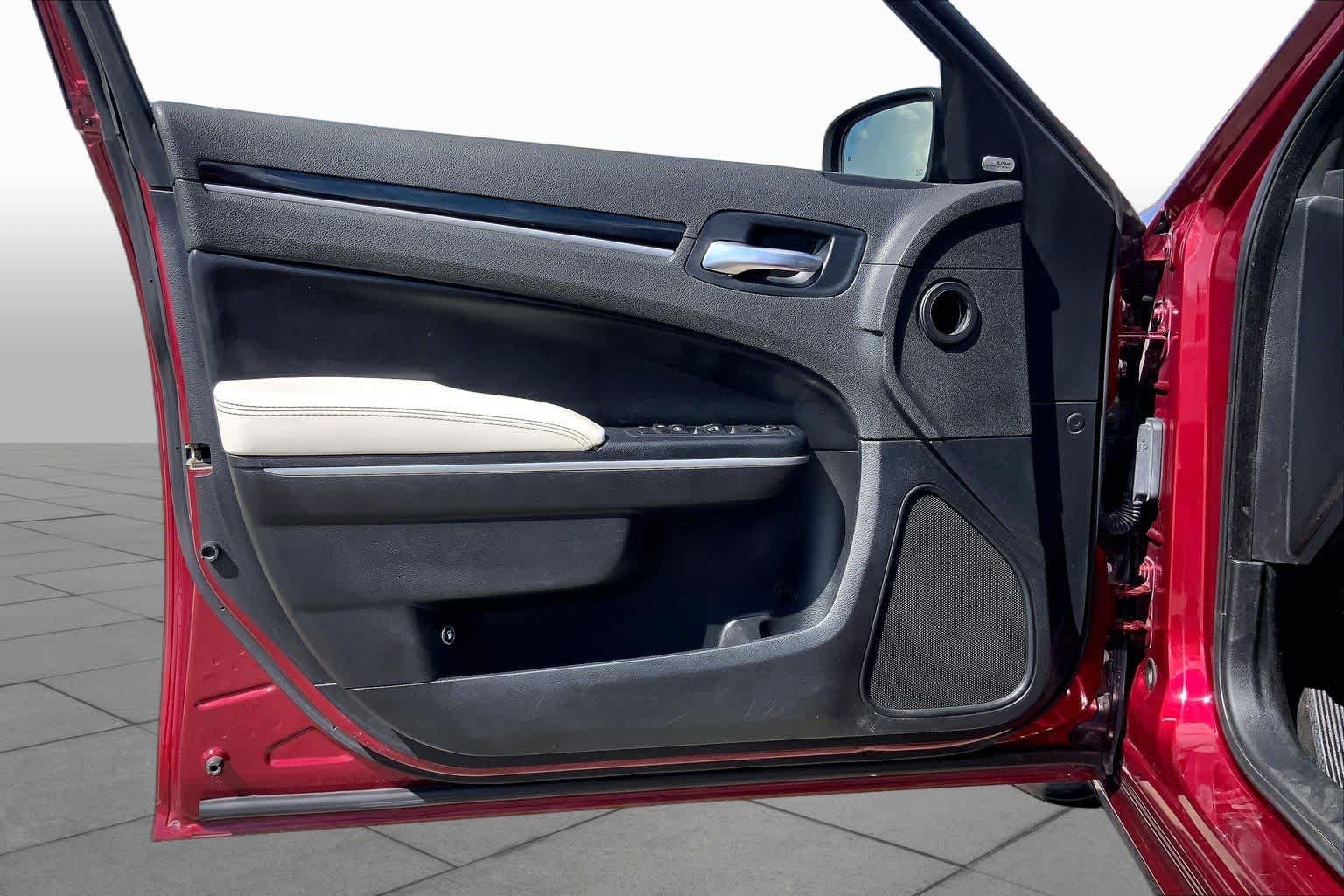 Used 2021 Velvet Red Pearlcoat Chrysler 300S image 17