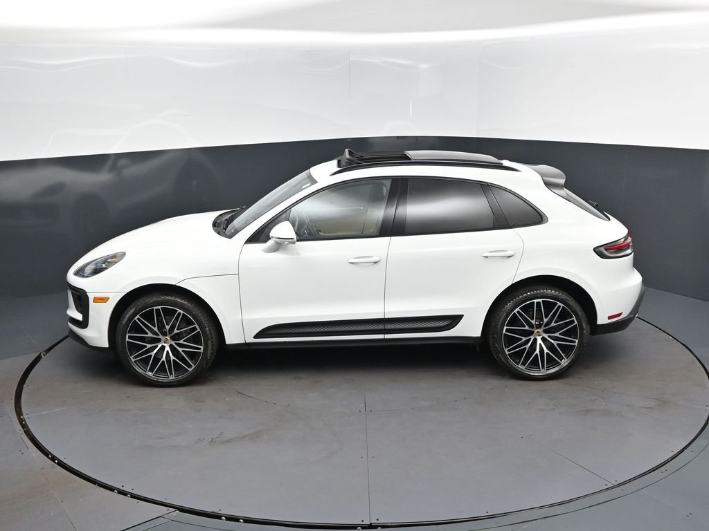 Used 2024 White Porsche Base image 32