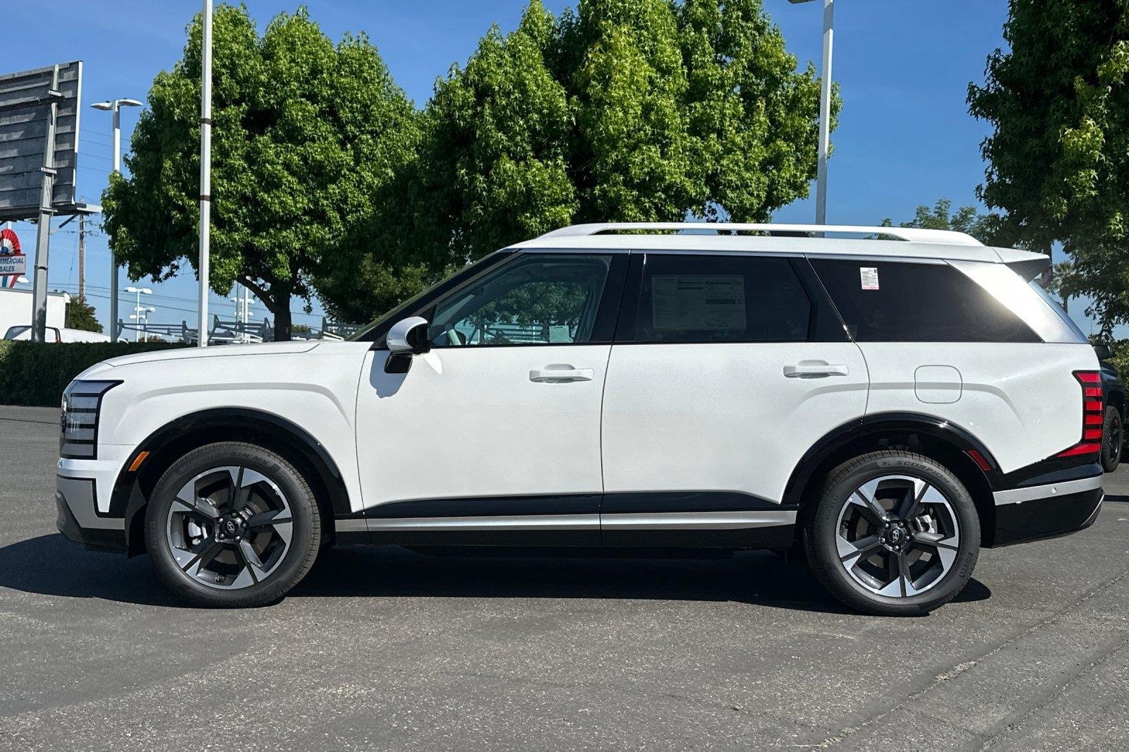 New 2026 Creamy White Pearl Hyundai Limited image 36