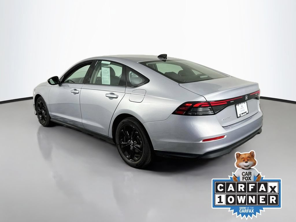 2025 Honda Accord SE - Photo 38