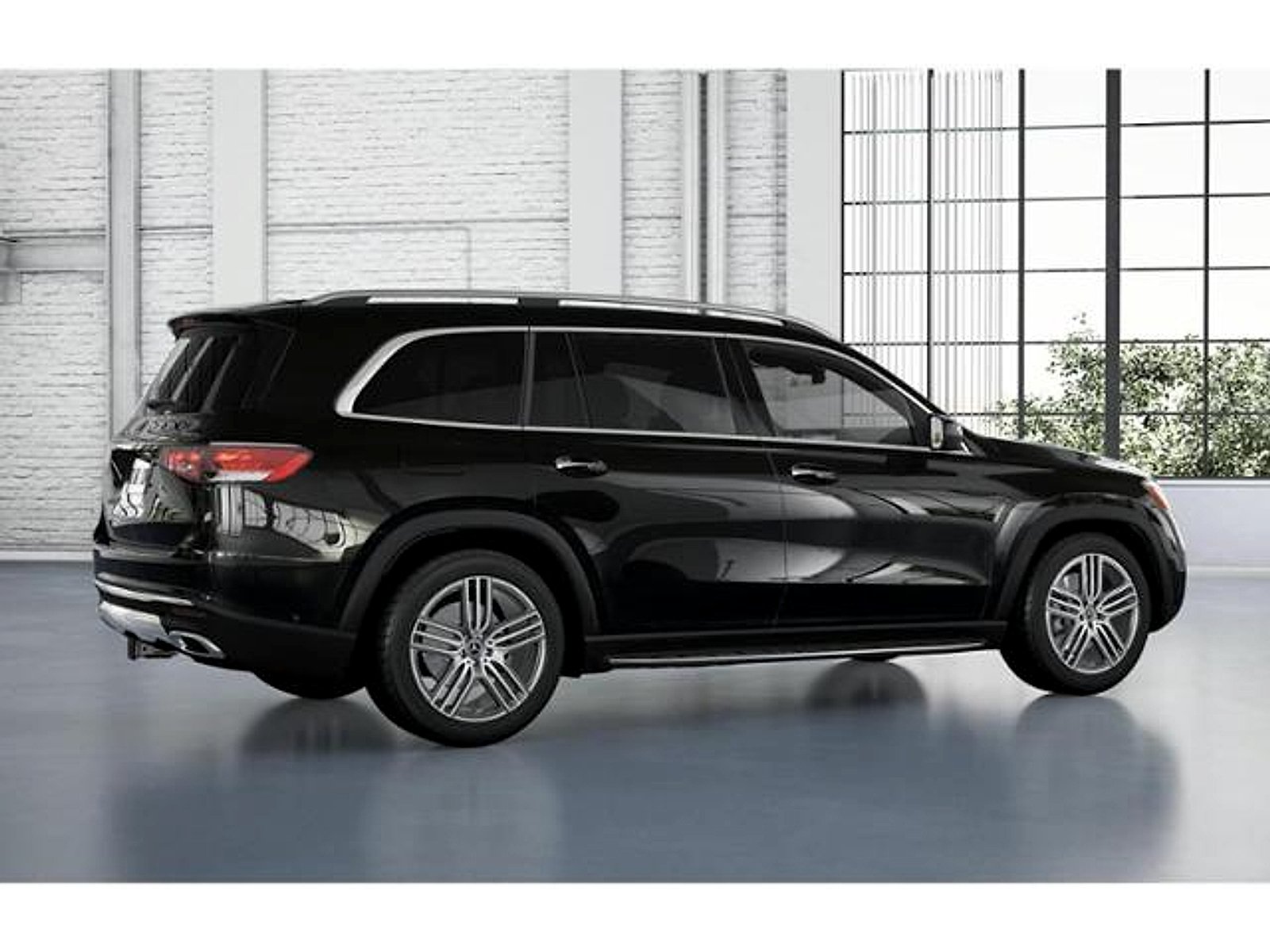 Certified Used 2025 Obsidian Black Metallic Mercedes-Benz 4MATIC® image 18