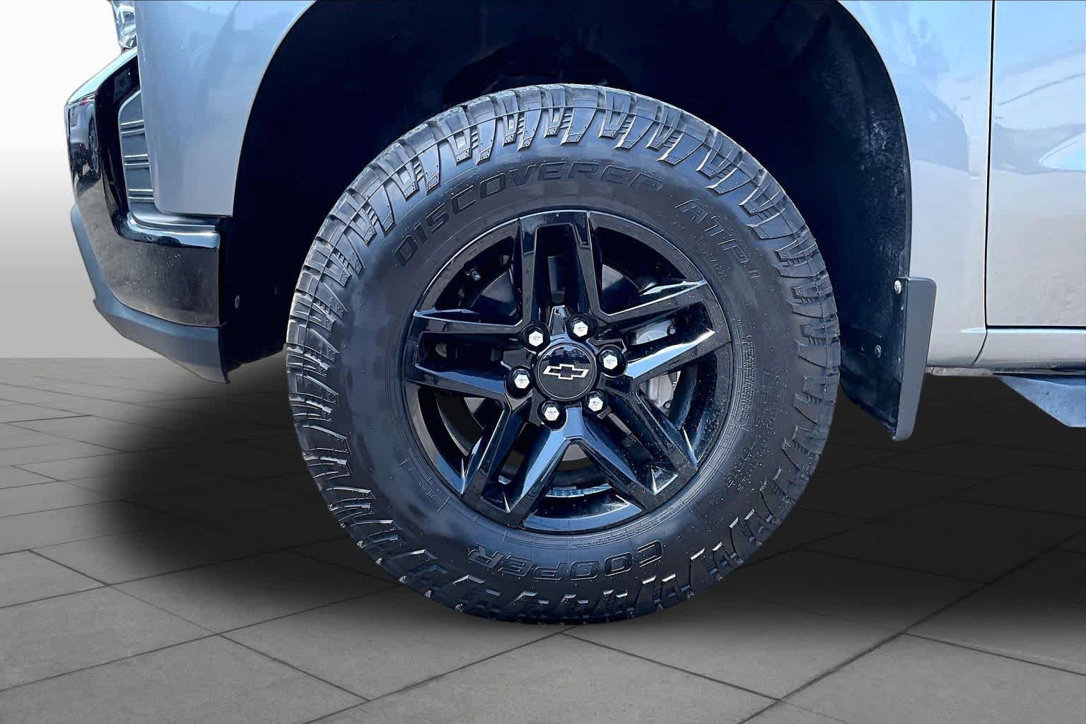 Used 2020 Satin Steel Metallic Chevrolet LT Trail Boss image 11