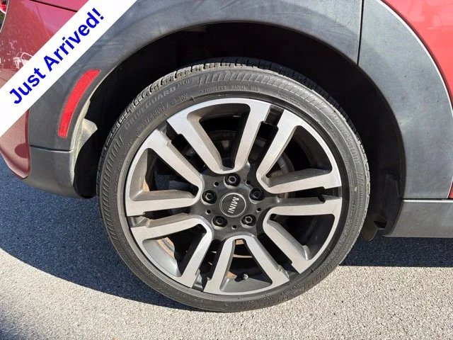 Used 2021  MINI Classic image 21
