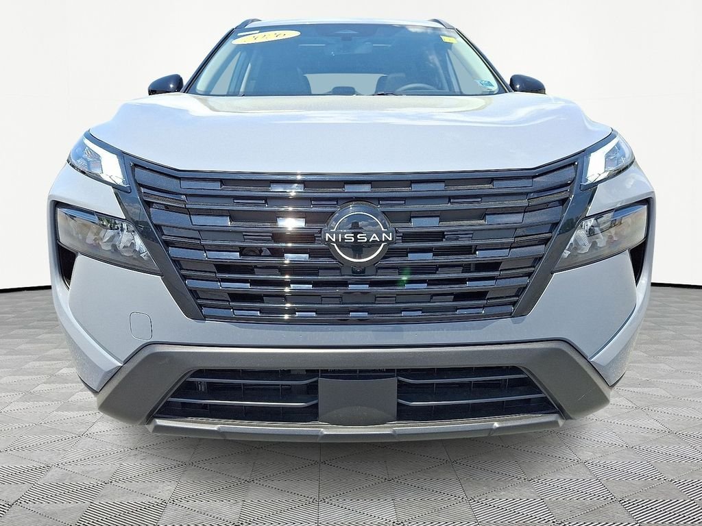 Used 2026 Gray Nissan Dark Armor image 2