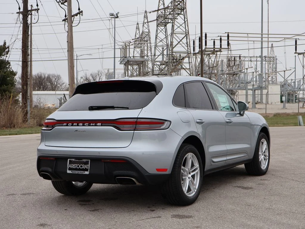 Certified Used 2026 Dolomite Silver Metallic Porsche  image 8