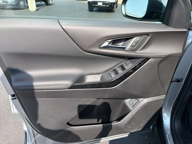 New 2027 Sterling Gray Metallic Chevrolet LT image 11