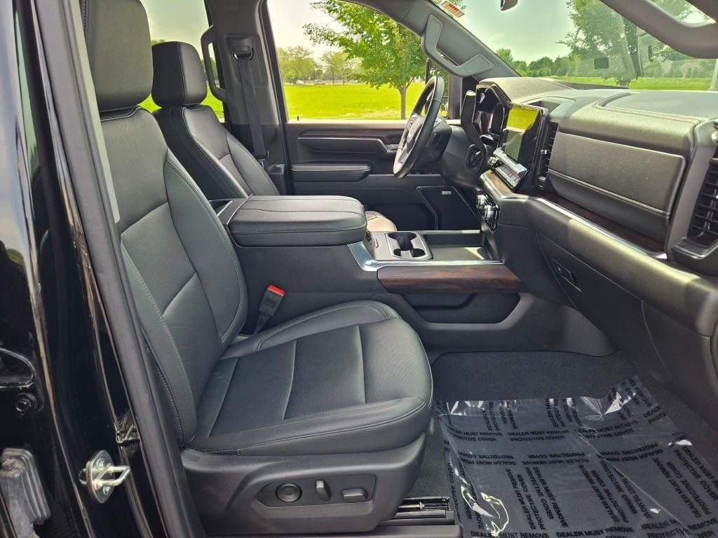 2024 GMC Sierra 2500HD SLT - Photo 6