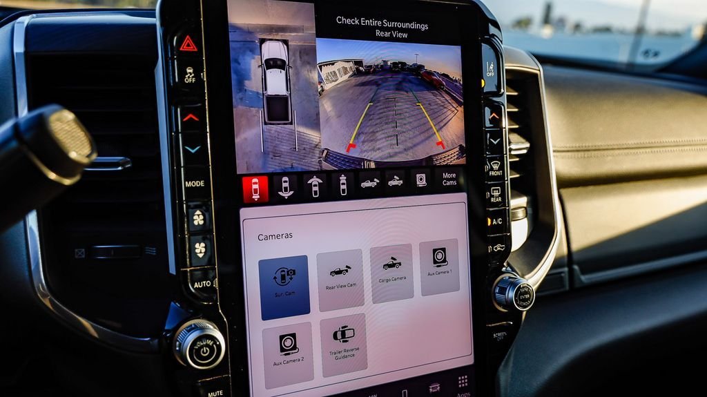 2025 RAM 3500 Laramie - Photo 27