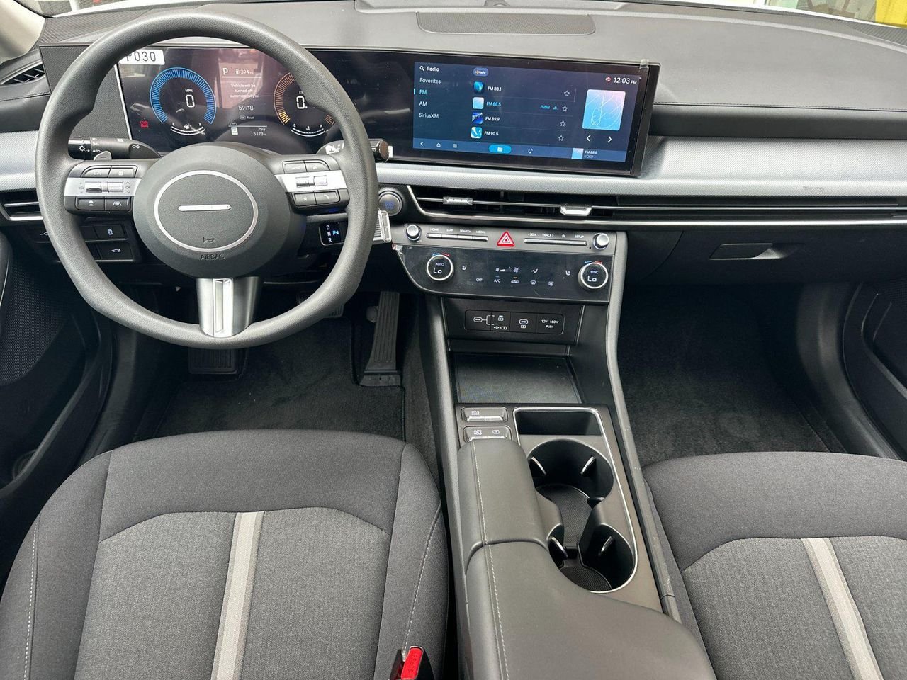 New 2025 White Hyundai SEL image 12