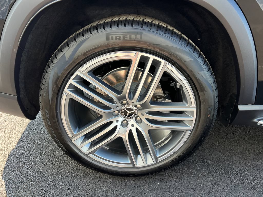 New 2026 Obsidian Black Metallic Mercedes-Benz GLS 450 image 74