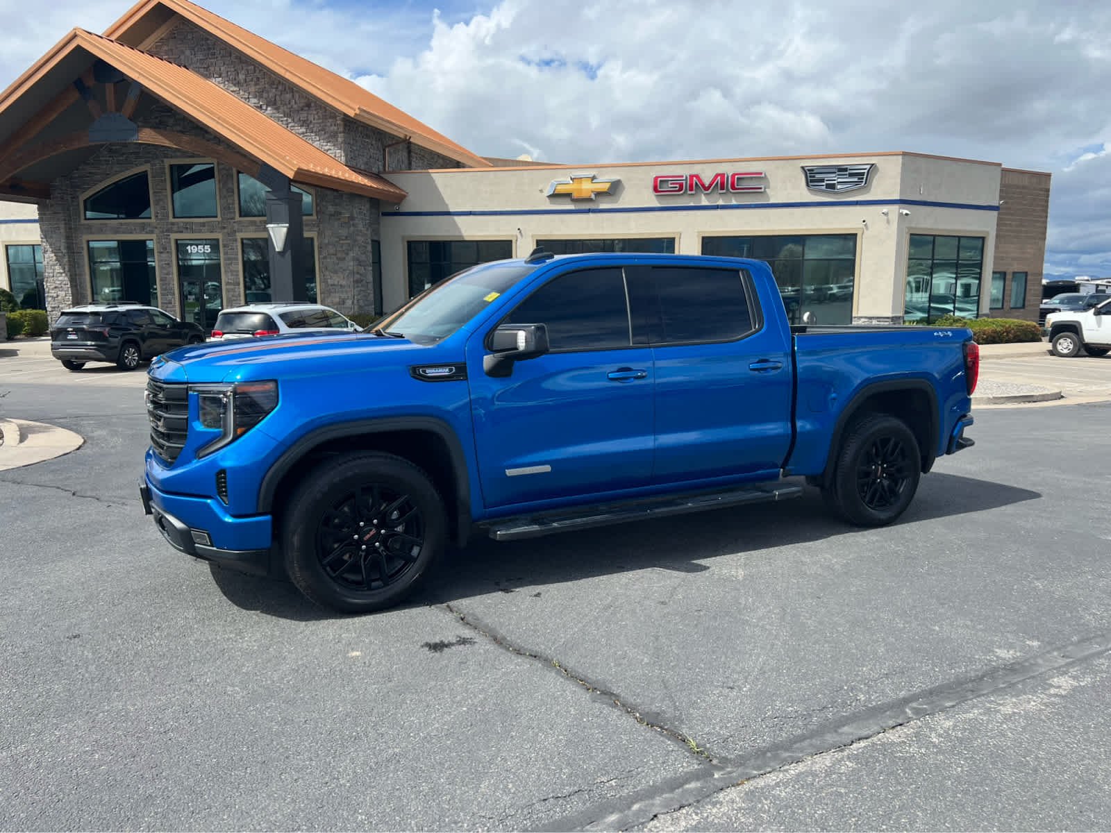 2023 GMC Sierra 1500 Elevation
