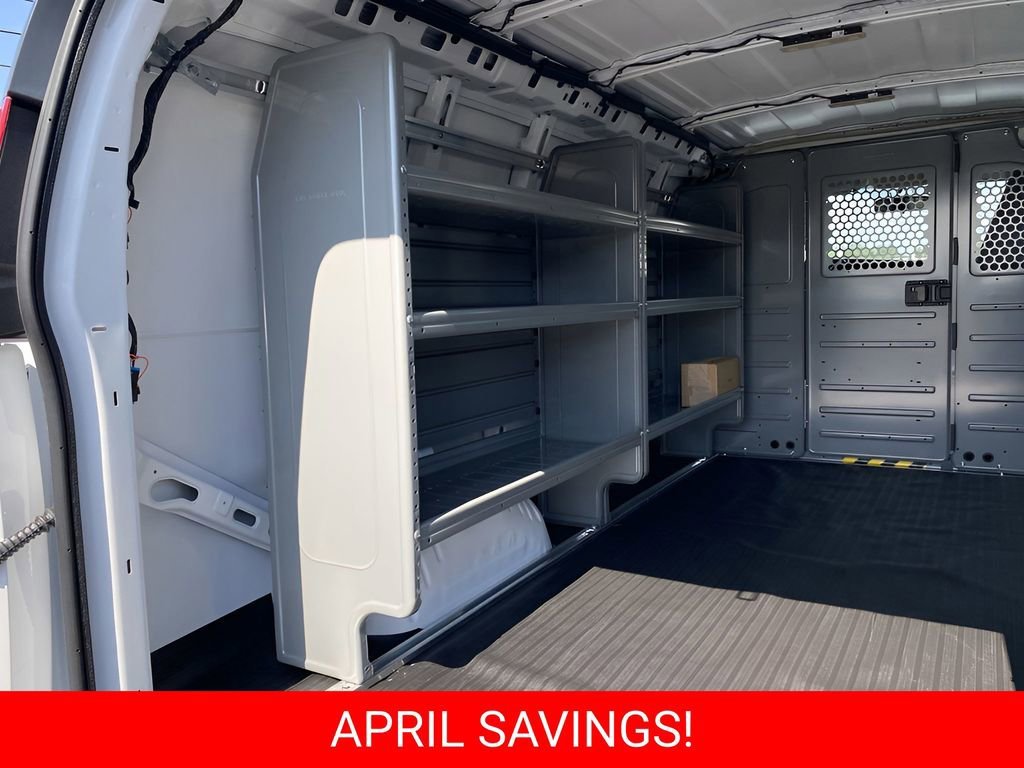 2025 Chevrolet Express Cargo Work Van - Photo 25