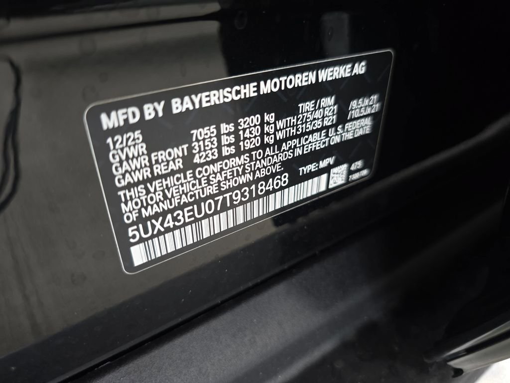 New 2026 Black Sapphire Metallic BMW xDrive50e image 21