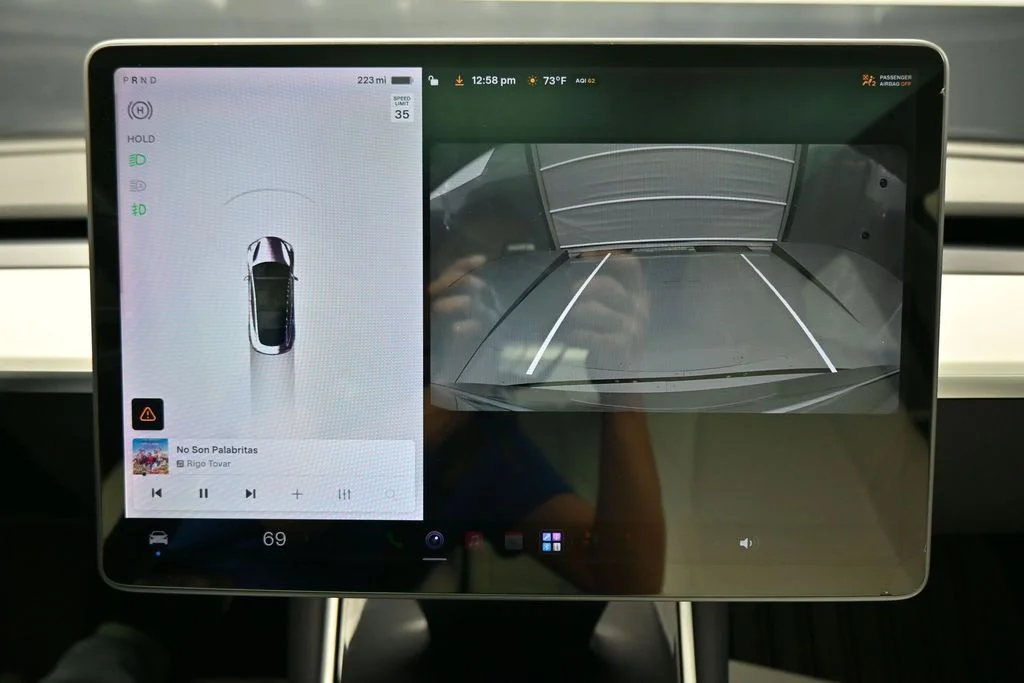 Used 2020  Tesla Performance image 24