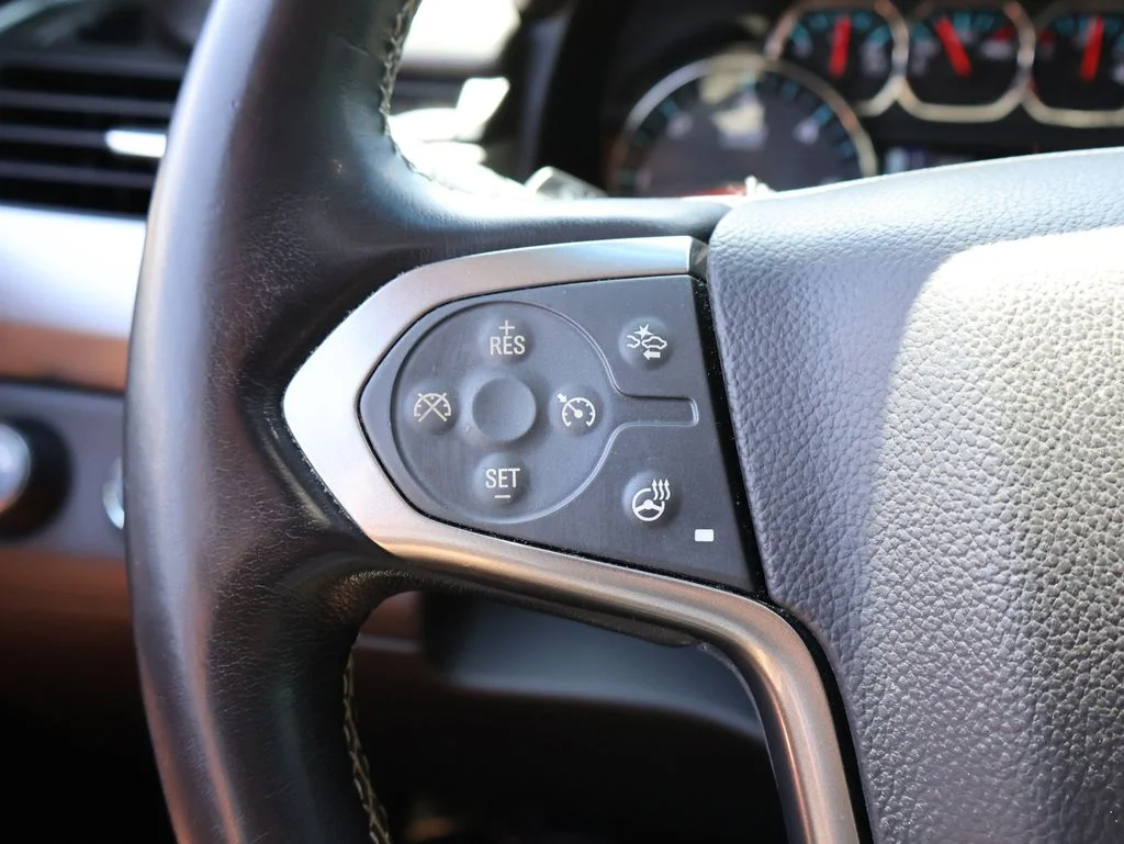 Used 2019 Black Chevrolet LT image 27