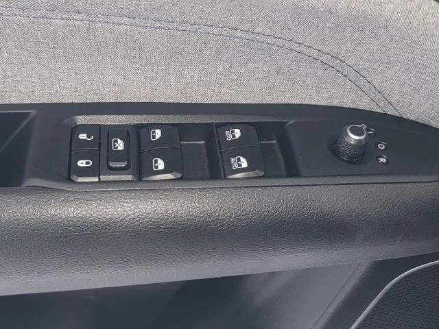 Certified Used 2024 Gray Jeep Latitude image 31
