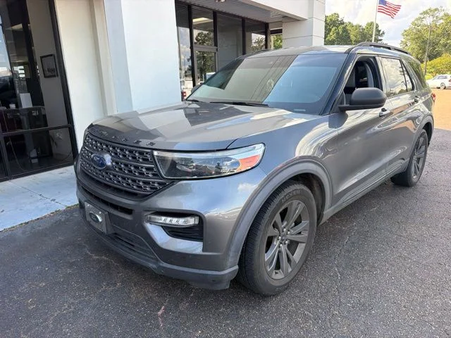Used 2021 Stone Gray Metallic Ford XLT image 1