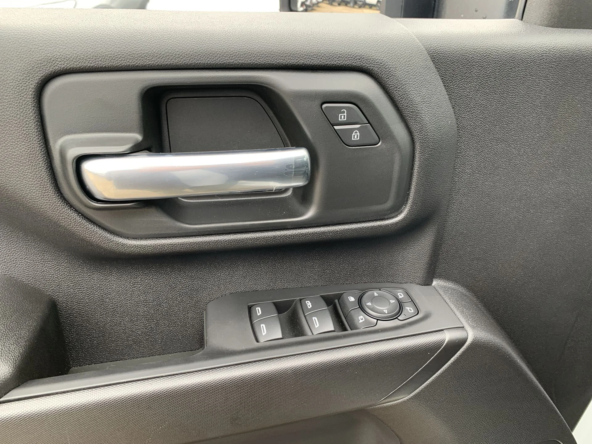 2025 GMC Sierra 3500HD Pro - Photo 6