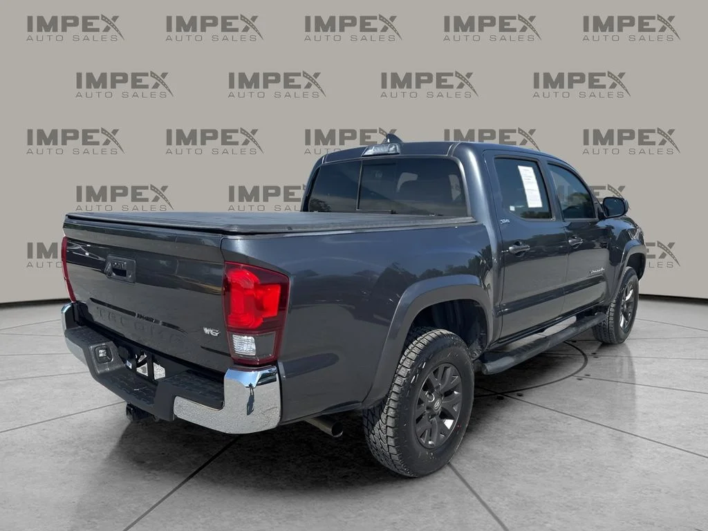 Used 2020 Gray Toyota SR5 image 5