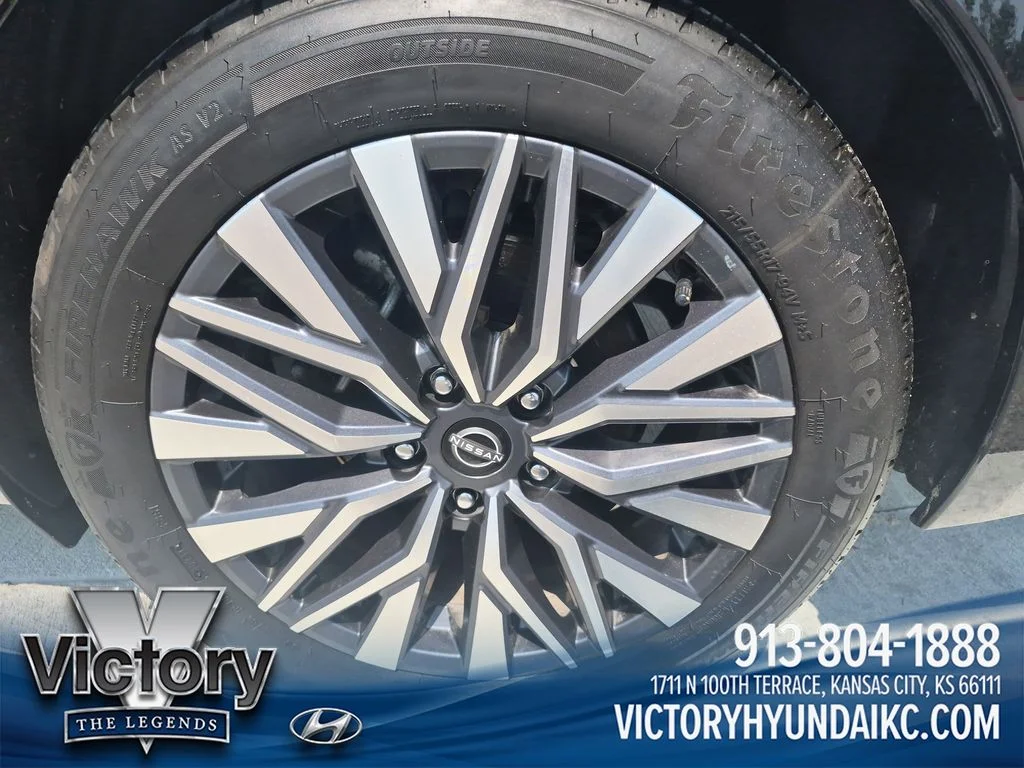 Used 2025 Black Nissan 2.5 SV image 26