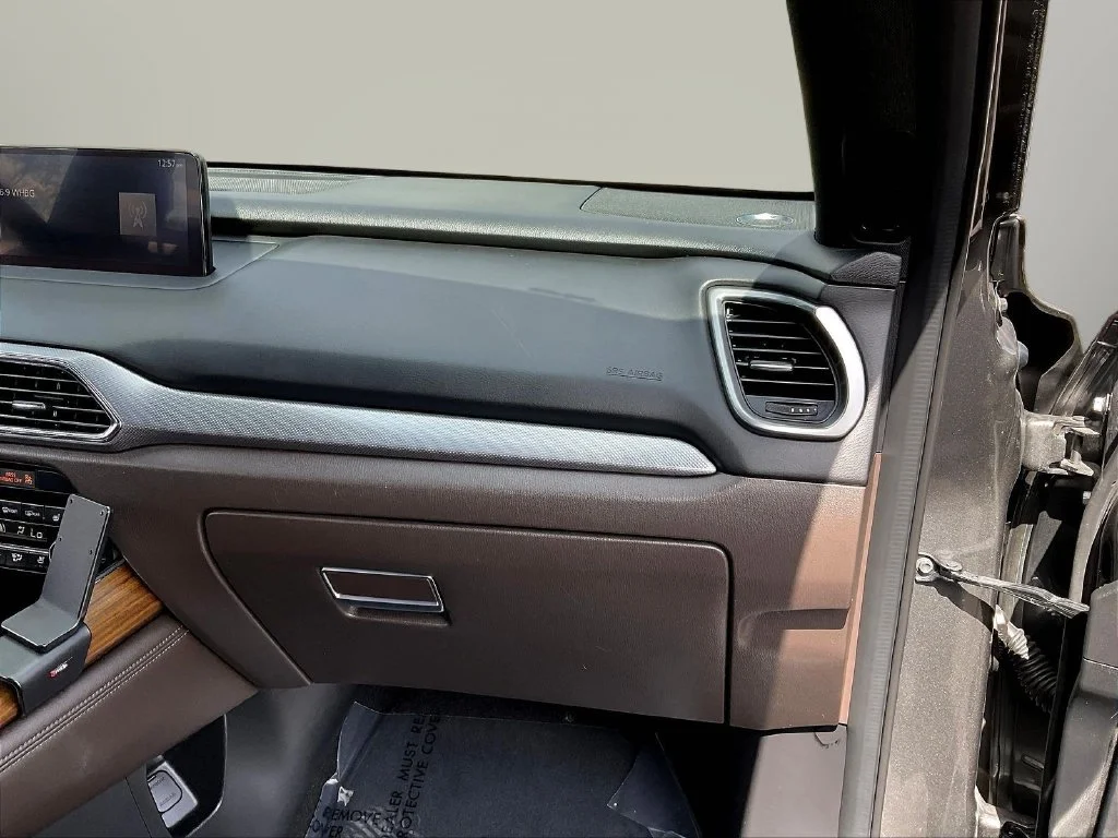 Used 2021 Machine Gray Mazda Signature image 31