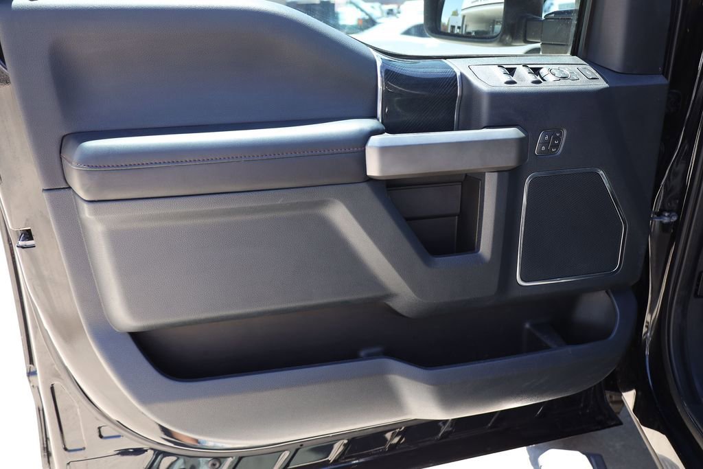 Used 2022 Black Metallic Ford Platinum image 10