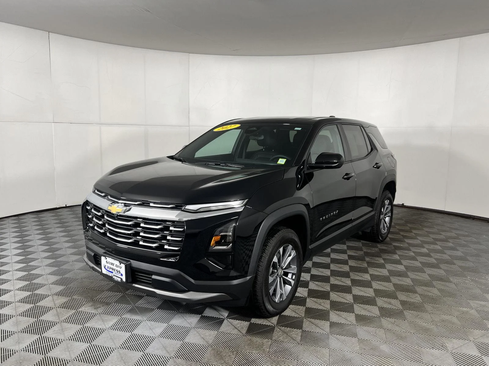 Used 2027 Mosaic Black Metallic Chevrolet AWD LT image 31