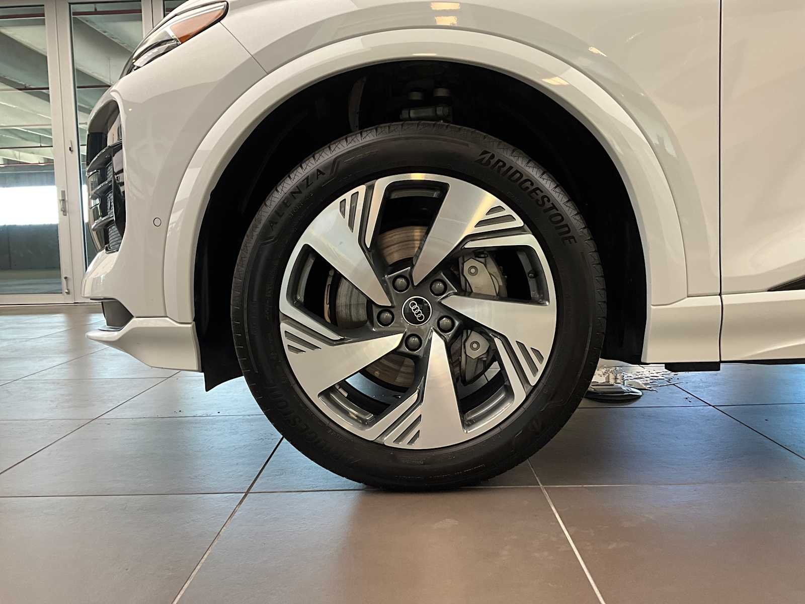 Used 2025 Glacier White Metallic Audi Premium Plus image 23
