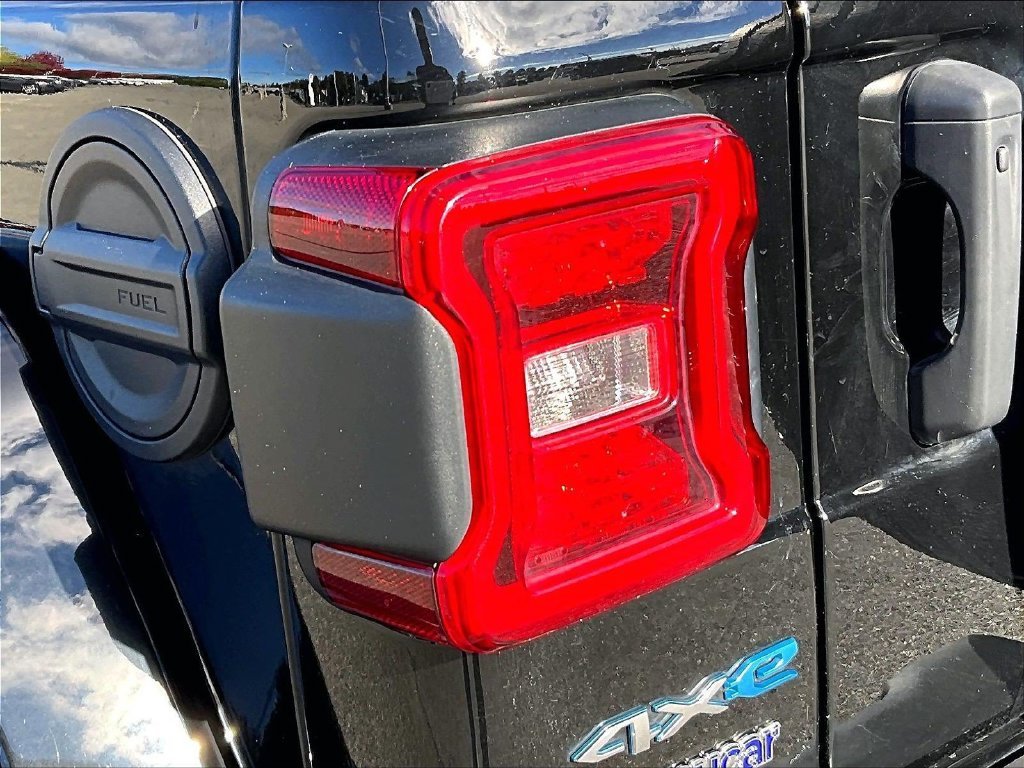 Used 2024 Black Jeep Sahara 4xe image 34