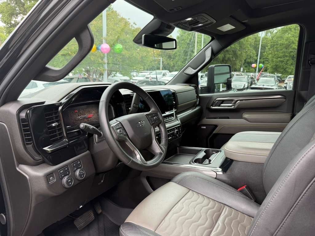 Used 2024 Black Chevrolet ZR2 image 12